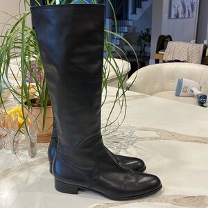 [41] VARDA (US$695) EUC Italian leather black classic 1.25” heel tall boots